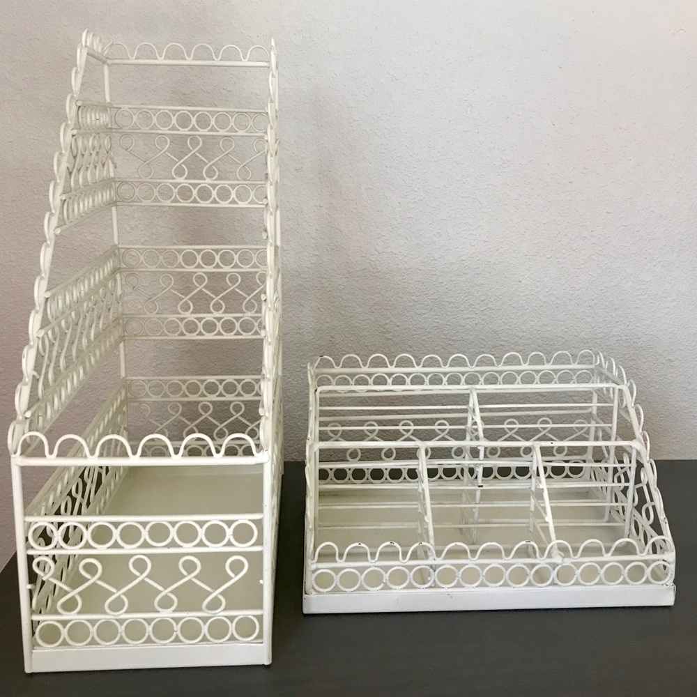 Pottery Barn PbTeen desk accessories